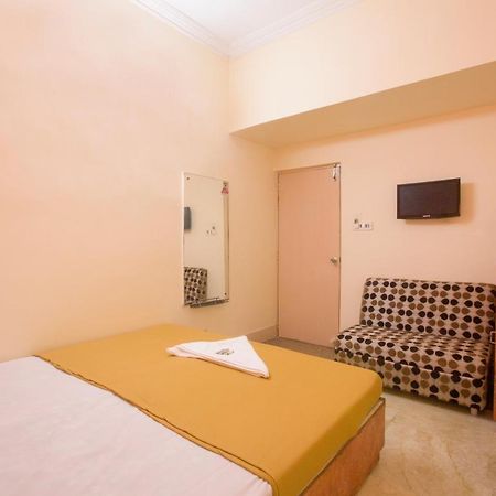 Hotel Suriya International Ченнаї Екстер'єр фото